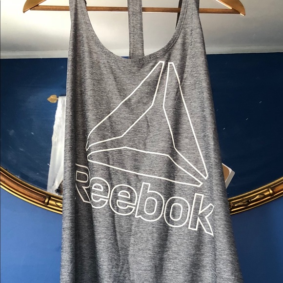 Reebok women’s graphic singlet tank - Picture 2 of 7